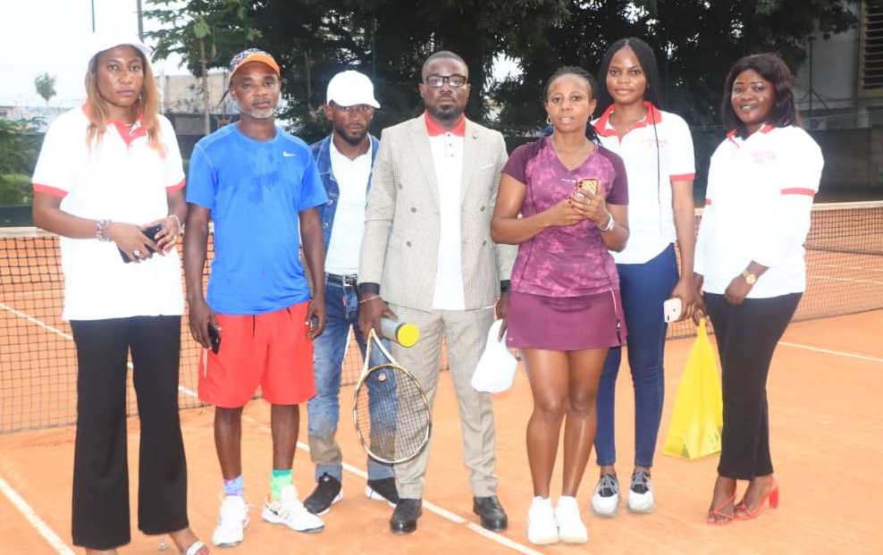 Low tennis : une fille de Bas-Uélé vice-championne du Congo honorée par la FNB ASBL